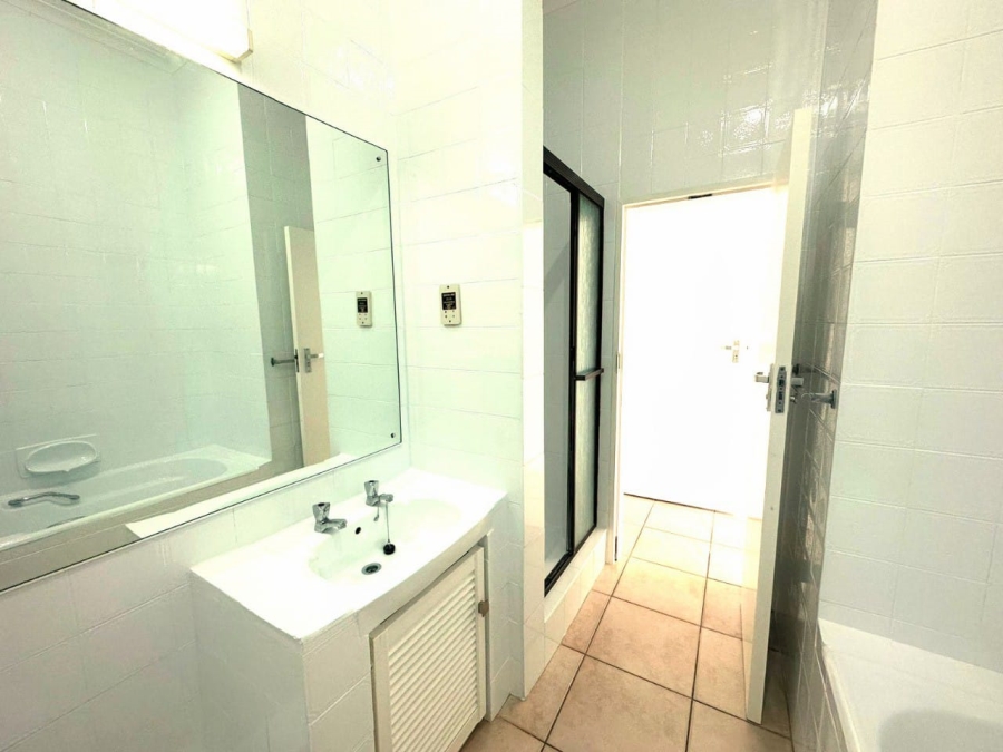 To Let 3 Bedroom Property for Rent in Umhlanga KwaZulu-Natal