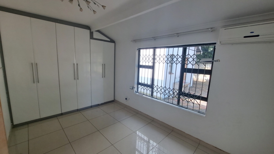 4 Bedroom Property for Sale in Meer En See KwaZulu-Natal