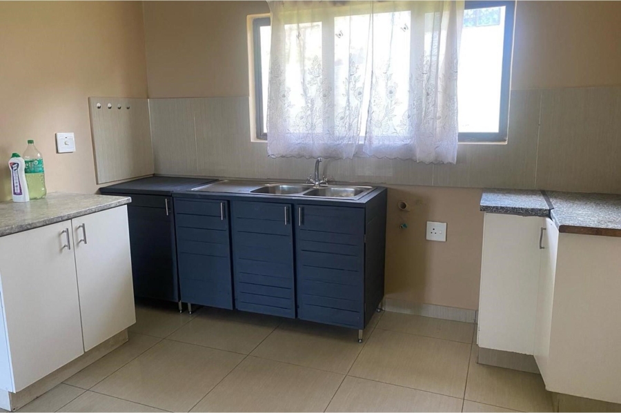 To Let 3 Bedroom Property for Rent in Lotusville KwaZulu-Natal