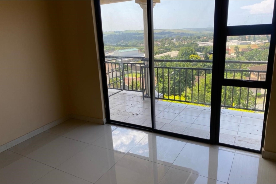 To Let 3 Bedroom Property for Rent in Lotusville KwaZulu-Natal