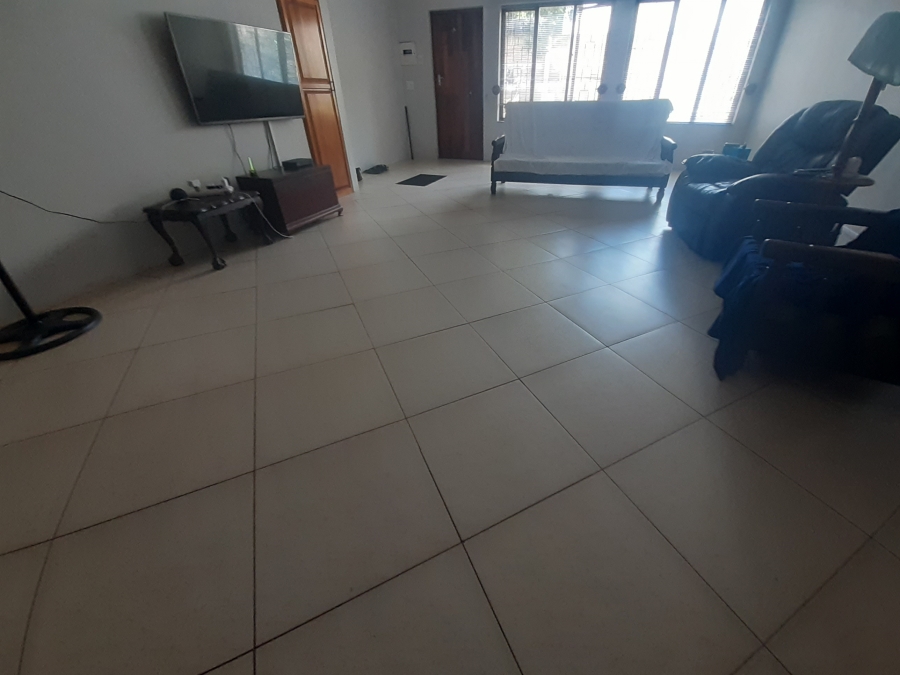 5 Bedroom Property for Sale in Fairview KwaZulu-Natal