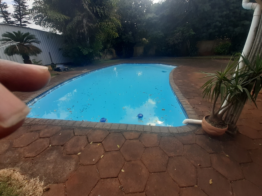 5 Bedroom Property for Sale in Fairview KwaZulu-Natal