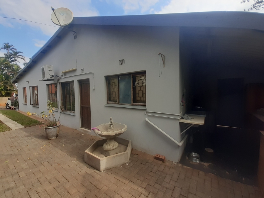 5 Bedroom Property for Sale in Fairview KwaZulu-Natal