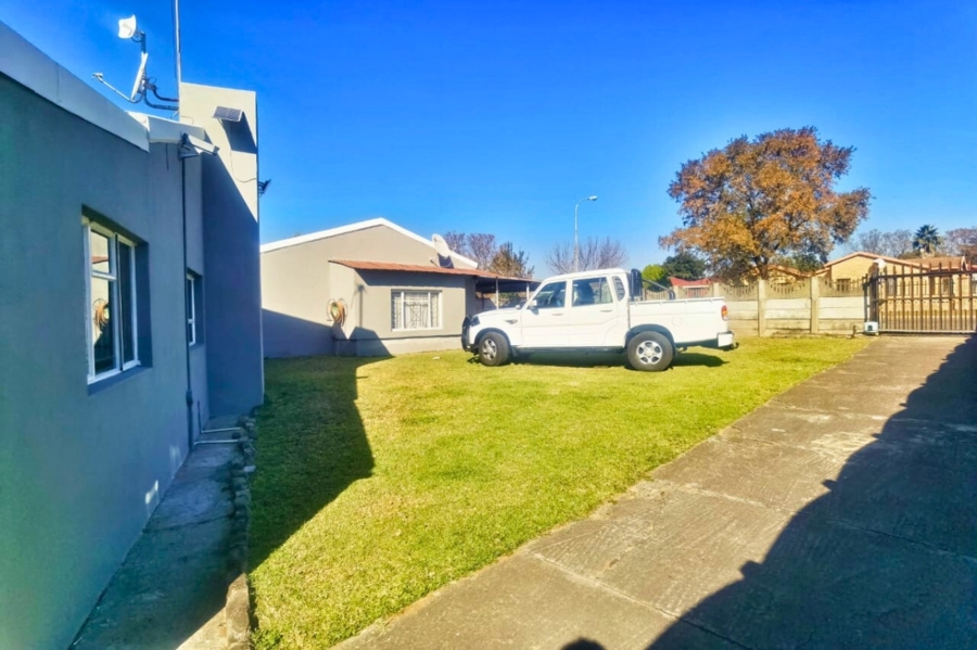 3 Bedroom Property for Sale in Pioneer Park KwaZulu-Natal
