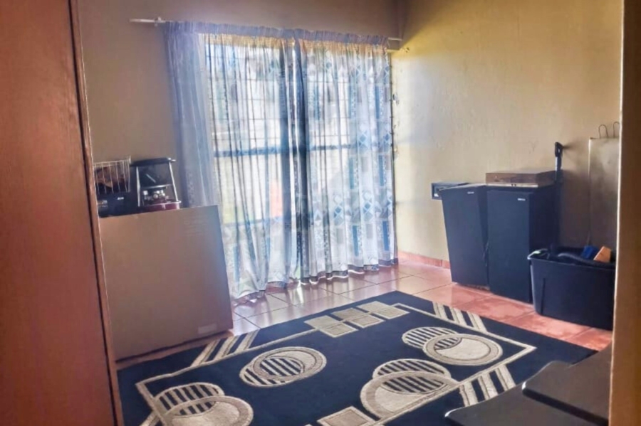 3 Bedroom Property for Sale in Pioneer Park KwaZulu-Natal