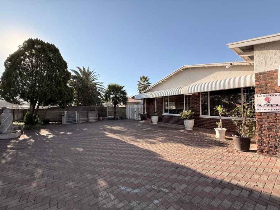 4 Bedroom Property for Sale in Newcastle KwaZulu-Natal