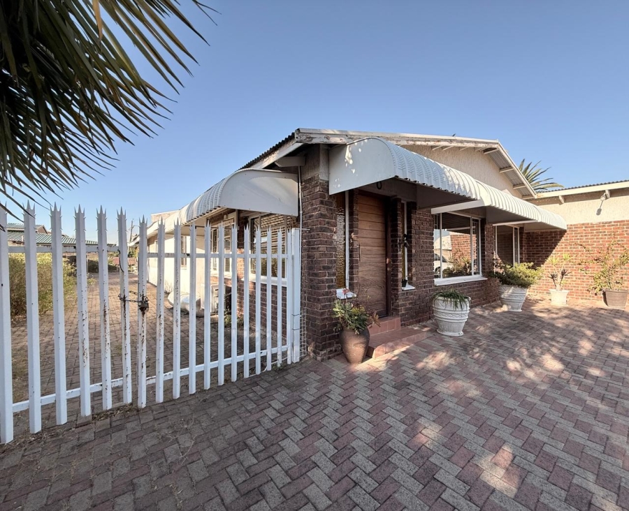 4 Bedroom Property for Sale in Newcastle KwaZulu-Natal