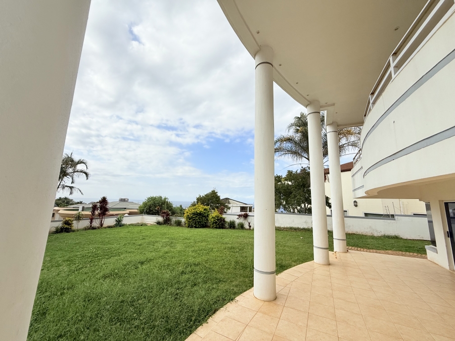 To Let 5 Bedroom Property for Rent in Umhlanga Ridge KwaZulu-Natal