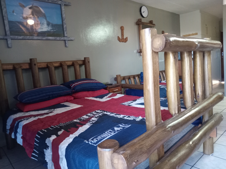 1 Bedroom Property for Sale in Margate KwaZulu-Natal