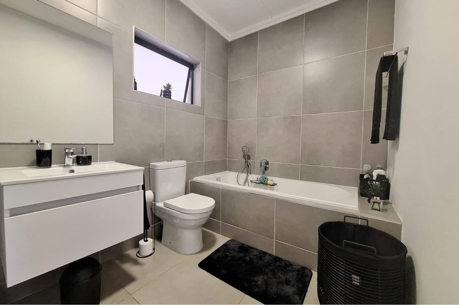 1 Bedroom Property for Sale in Ballito Central KwaZulu-Natal