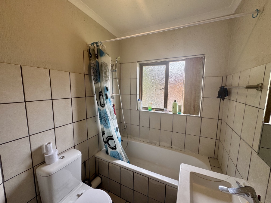 2 Bedroom Property for Sale in Chase Valley KwaZulu-Natal