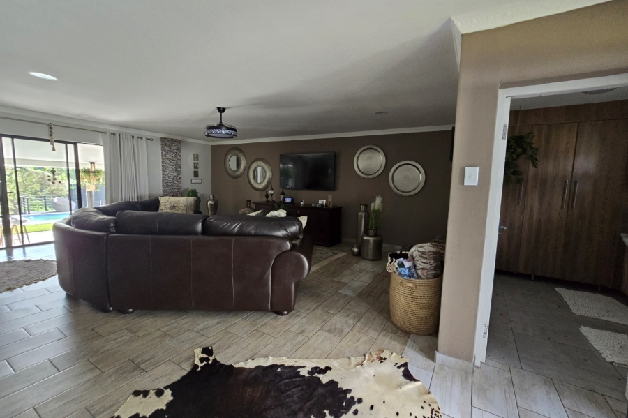 4 Bedroom Property for Sale in Meer En See KwaZulu-Natal