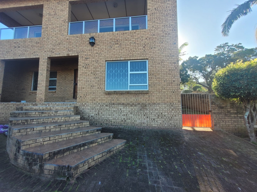 4 Bedroom Property for Sale in Manaba Beach KwaZulu-Natal
