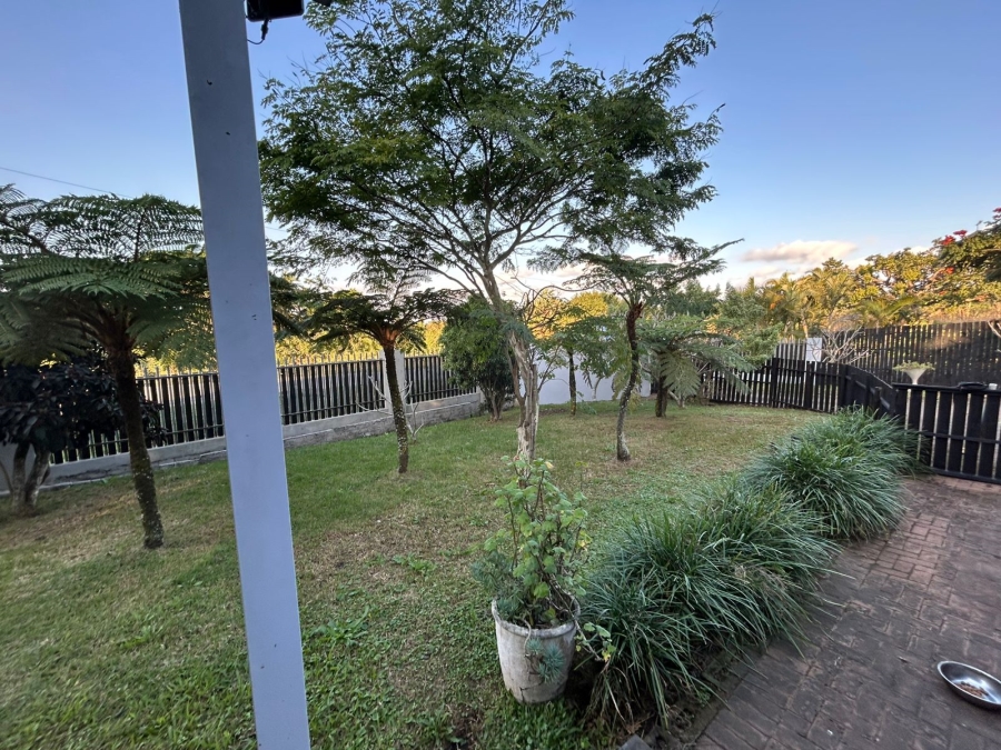 2 Bedroom Property for Sale in Palm Beach KwaZulu-Natal