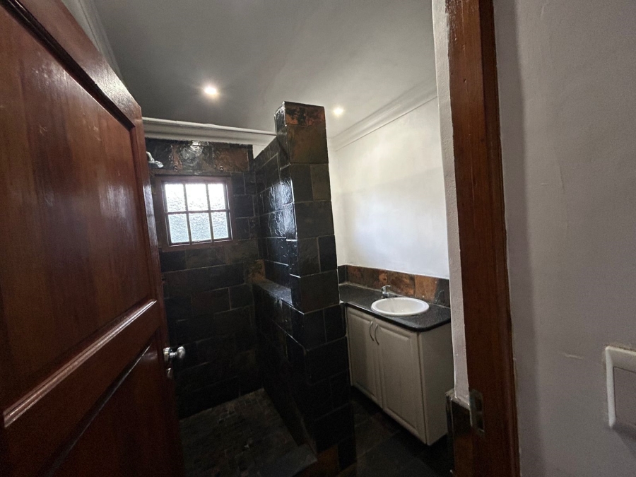 2 Bedroom Property for Sale in Palm Beach KwaZulu-Natal