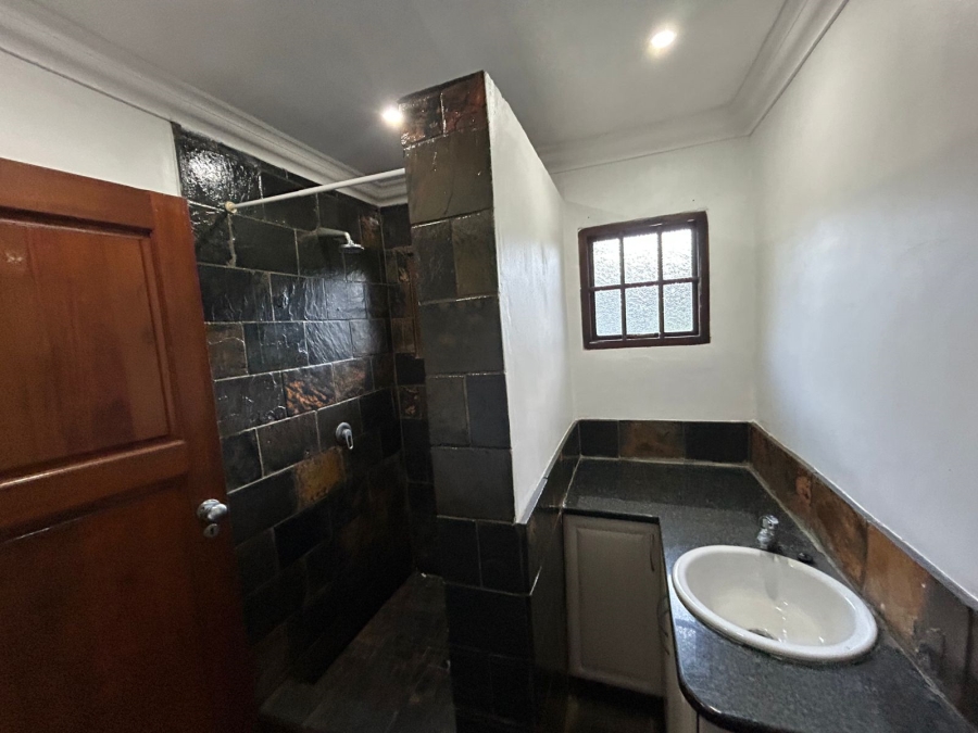 2 Bedroom Property for Sale in Palm Beach KwaZulu-Natal