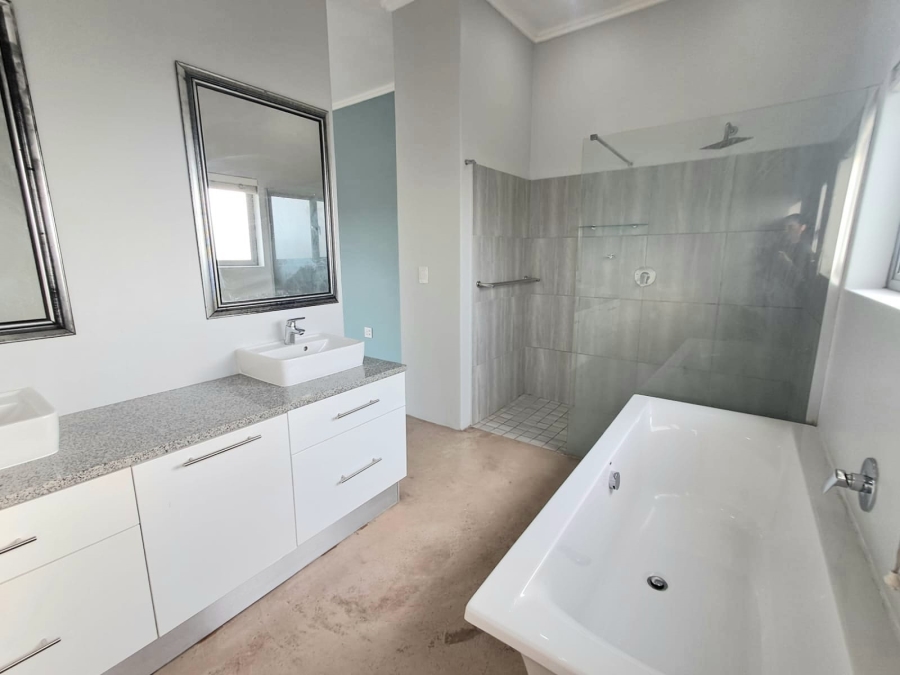 3 Bedroom Property for Sale in Palm Lakes Estate KwaZulu-Natal