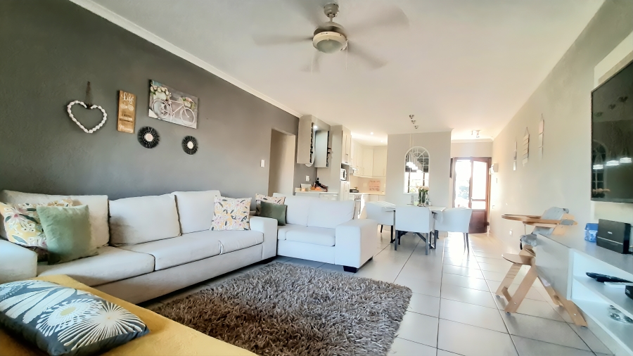 3 Bedroom Property for Sale in Wakenshaw Estate KwaZulu-Natal