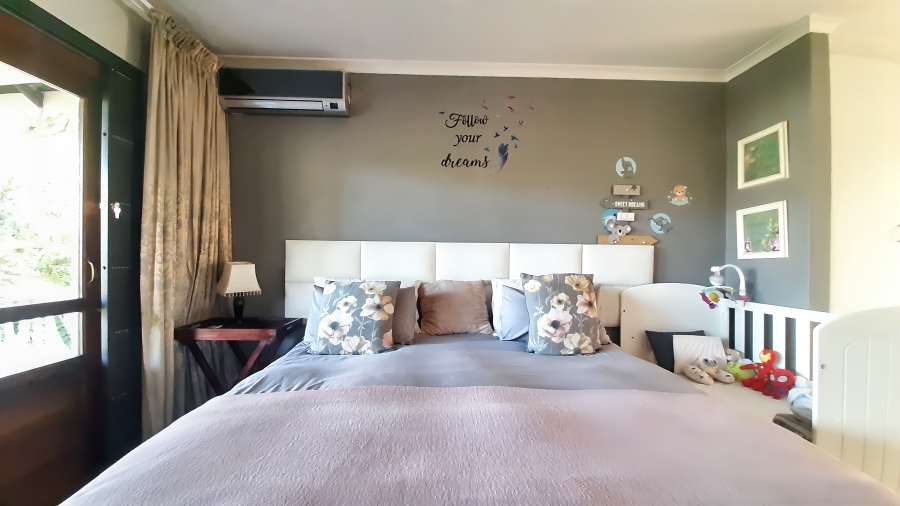 3 Bedroom Property for Sale in Wakenshaw Estate KwaZulu-Natal