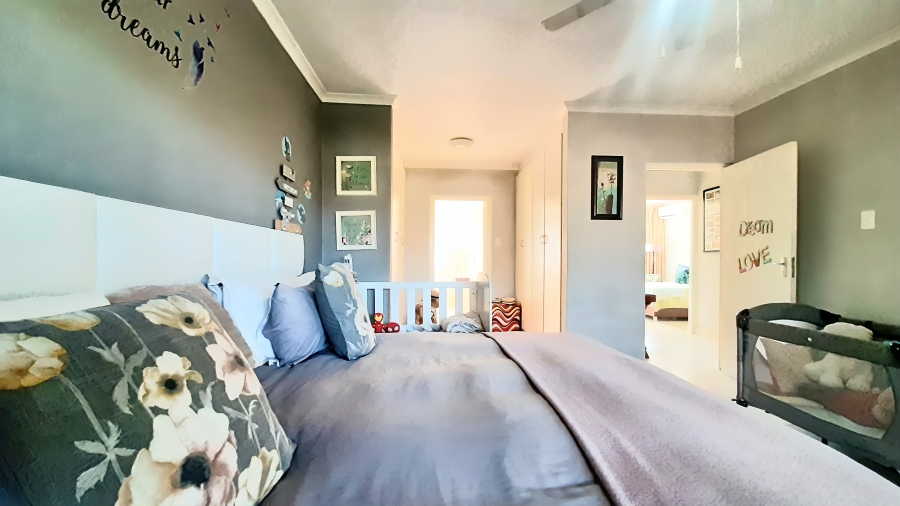 3 Bedroom Property for Sale in Wakenshaw Estate KwaZulu-Natal