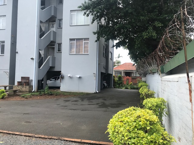 To Let 2 Bedroom Property for Rent in Bulwer KwaZulu-Natal
