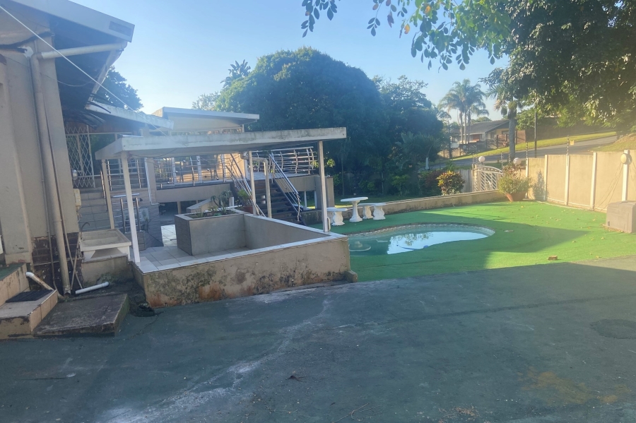To Let 5 Bedroom Property for Rent in Athlone Park KwaZulu-Natal