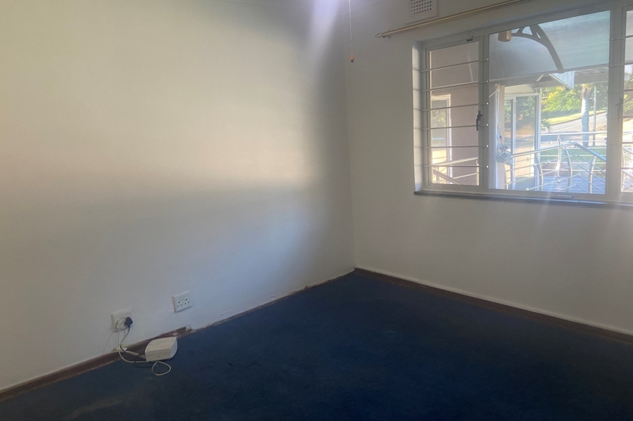 To Let 5 Bedroom Property for Rent in Athlone Park KwaZulu-Natal