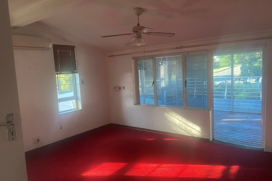 To Let 5 Bedroom Property for Rent in Athlone Park KwaZulu-Natal