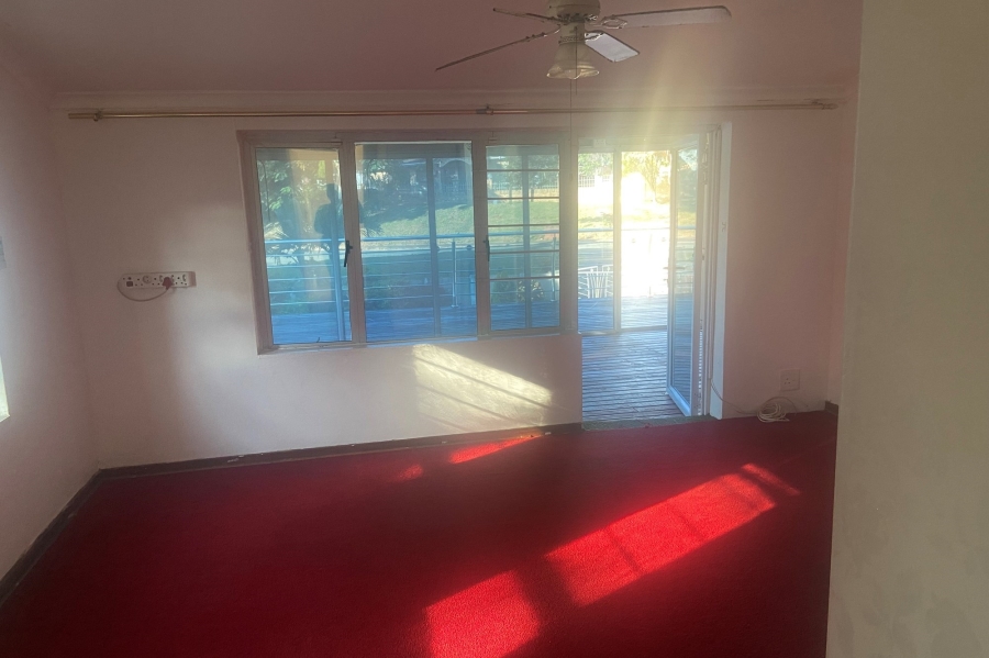 To Let 5 Bedroom Property for Rent in Athlone Park KwaZulu-Natal