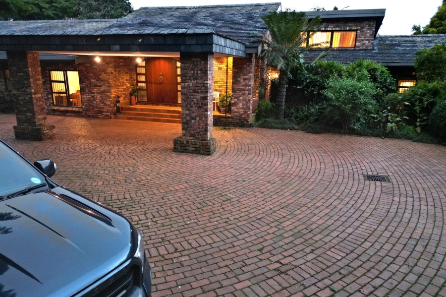 4 Bedroom Property for Sale in Winston Park KwaZulu-Natal