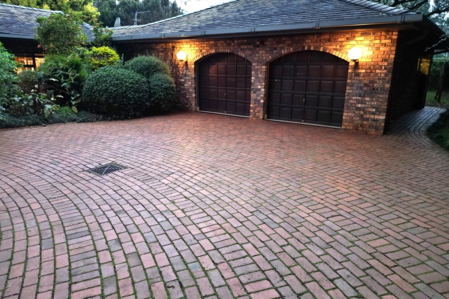 4 Bedroom Property for Sale in Winston Park KwaZulu-Natal