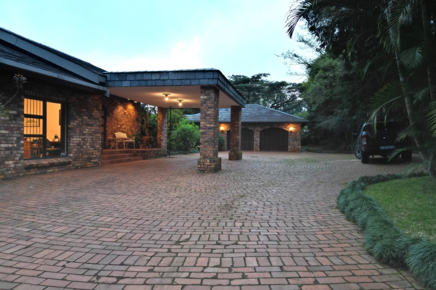 4 Bedroom Property for Sale in Winston Park KwaZulu-Natal
