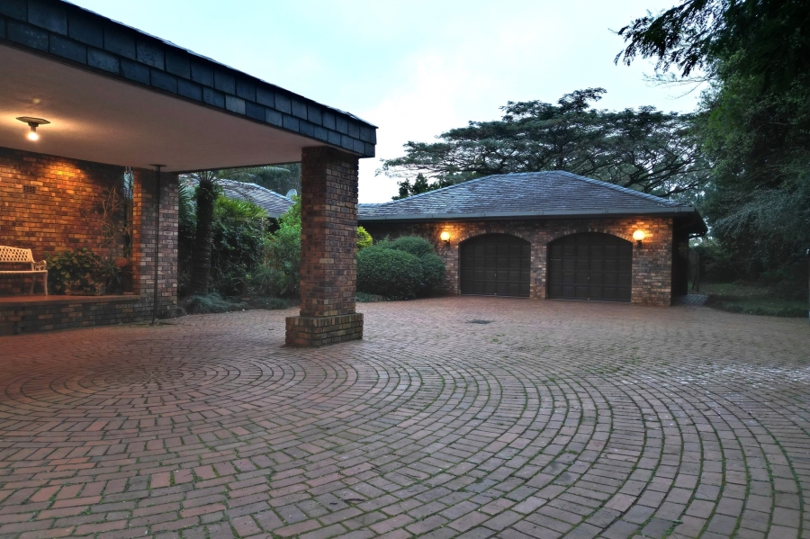 4 Bedroom Property for Sale in Winston Park KwaZulu-Natal