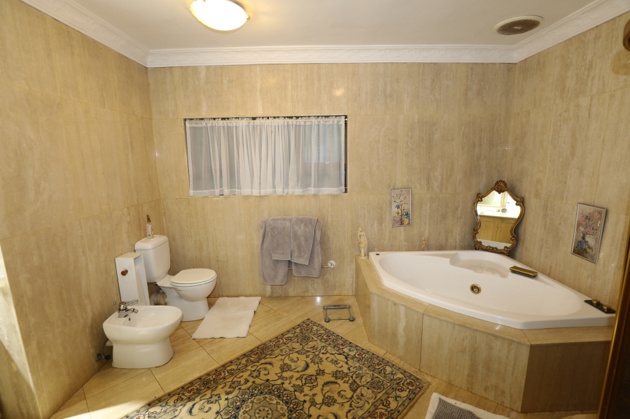 4 Bedroom Property for Sale in Winston Park KwaZulu-Natal