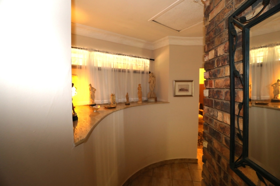 4 Bedroom Property for Sale in Winston Park KwaZulu-Natal