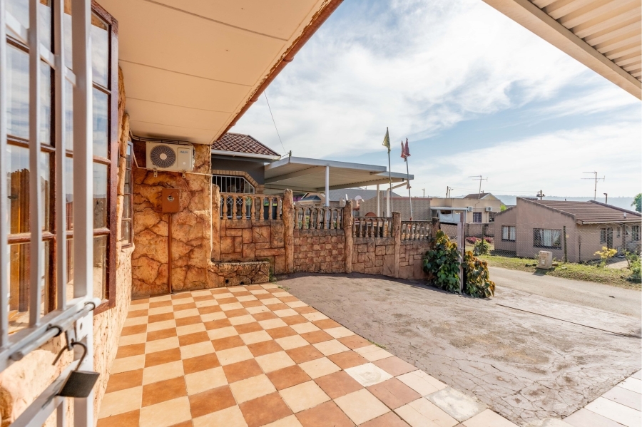 3 Bedroom Property for Sale in Woodview KwaZulu-Natal