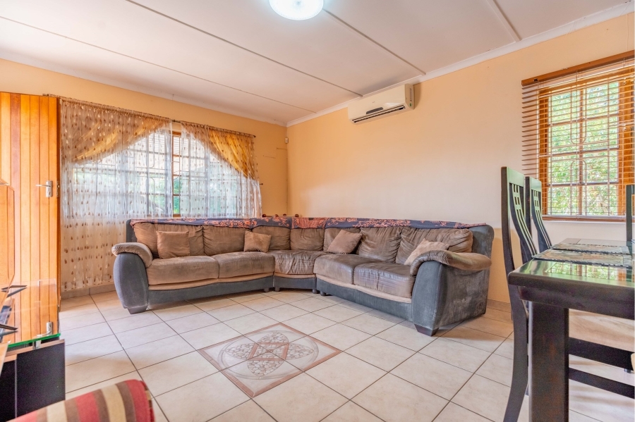 3 Bedroom Property for Sale in Woodview KwaZulu-Natal