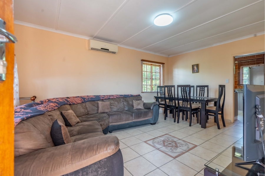 3 Bedroom Property for Sale in Woodview KwaZulu-Natal