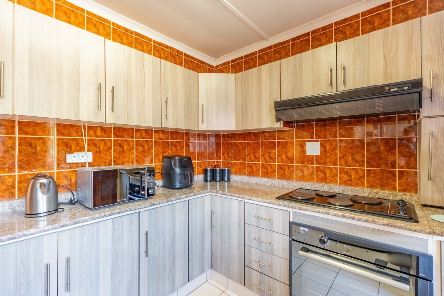 3 Bedroom Property for Sale in Woodview KwaZulu-Natal
