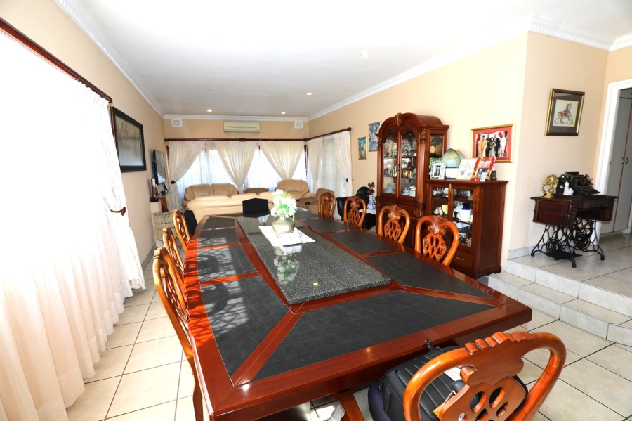 4 Bedroom Property for Sale in Athlone KwaZulu-Natal