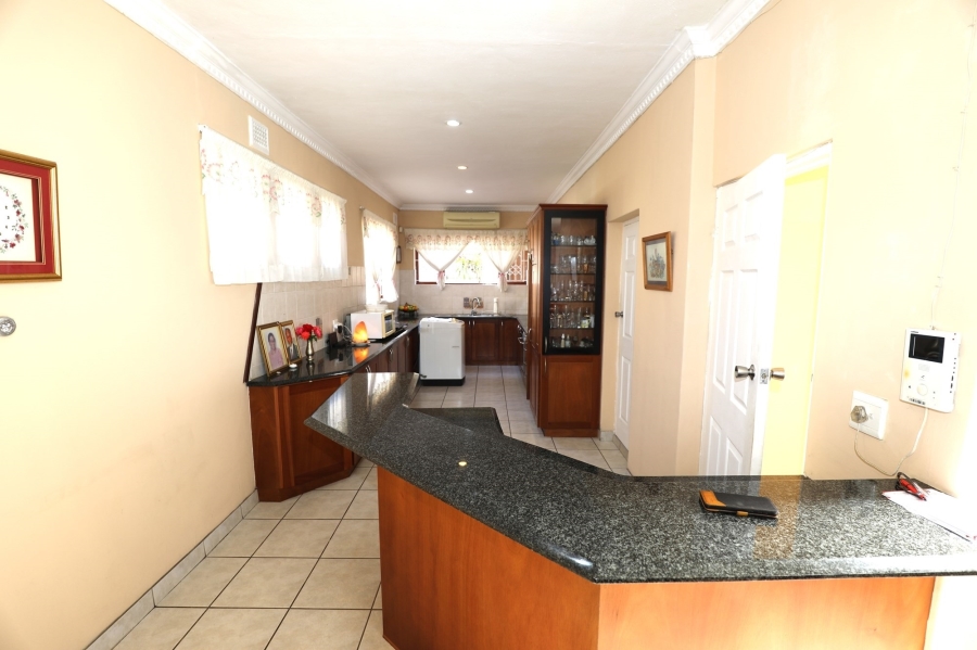 4 Bedroom Property for Sale in Athlone KwaZulu-Natal