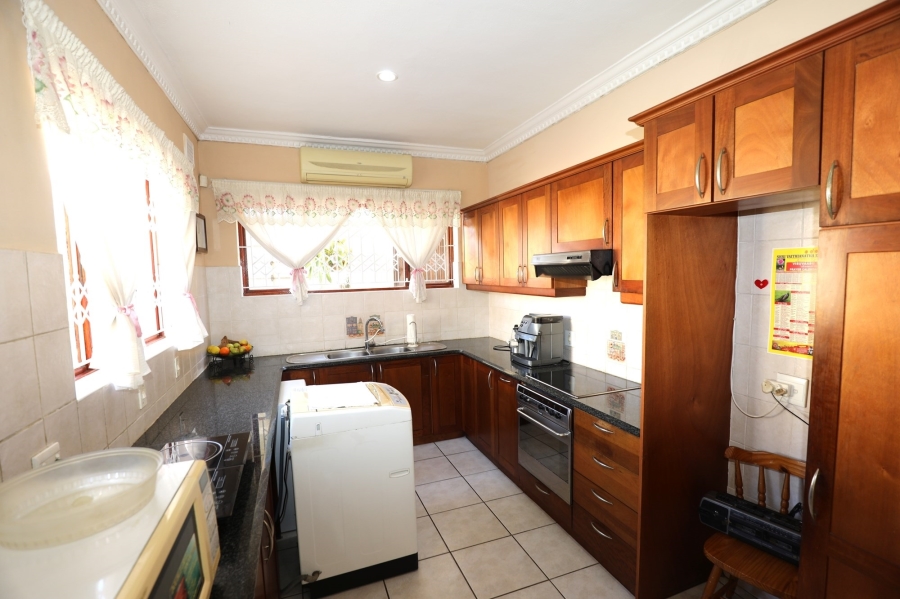 4 Bedroom Property for Sale in Athlone KwaZulu-Natal