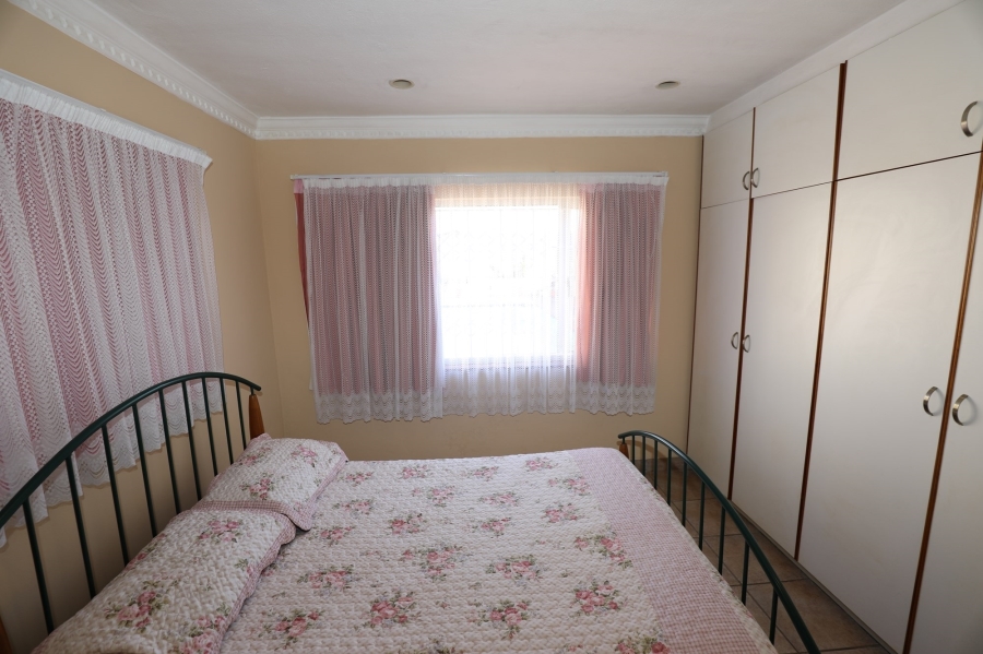 4 Bedroom Property for Sale in Athlone KwaZulu-Natal