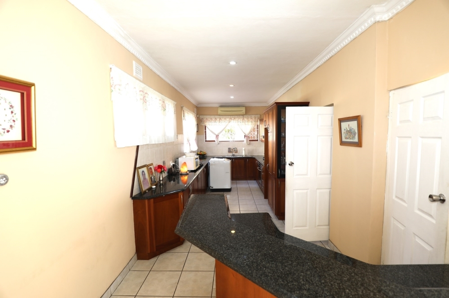 4 Bedroom Property for Sale in Athlone KwaZulu-Natal