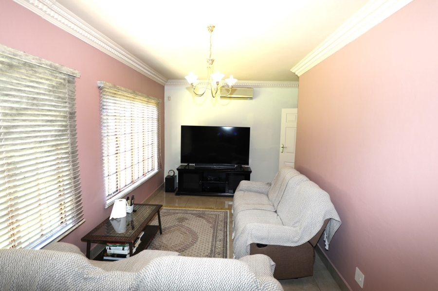 4 Bedroom Property for Sale in Hillcrest Park KwaZulu-Natal