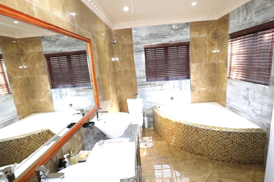 4 Bedroom Property for Sale in Hillcrest Park KwaZulu-Natal