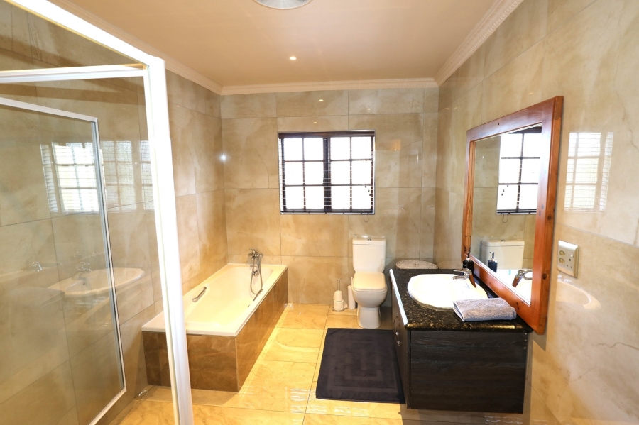 4 Bedroom Property for Sale in Hillcrest Park KwaZulu-Natal