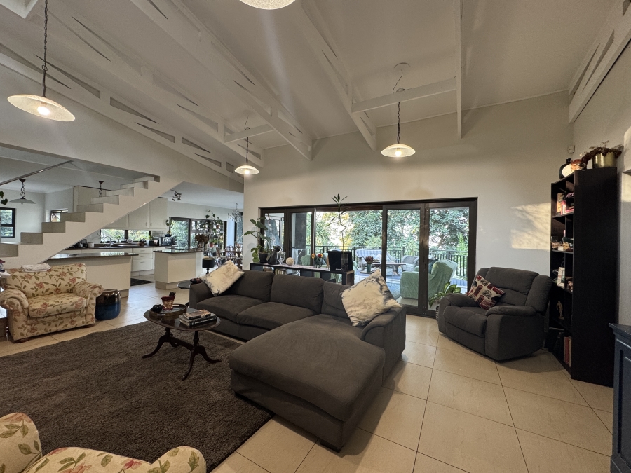 3 Bedroom Property for Sale in Kloof KwaZulu-Natal
