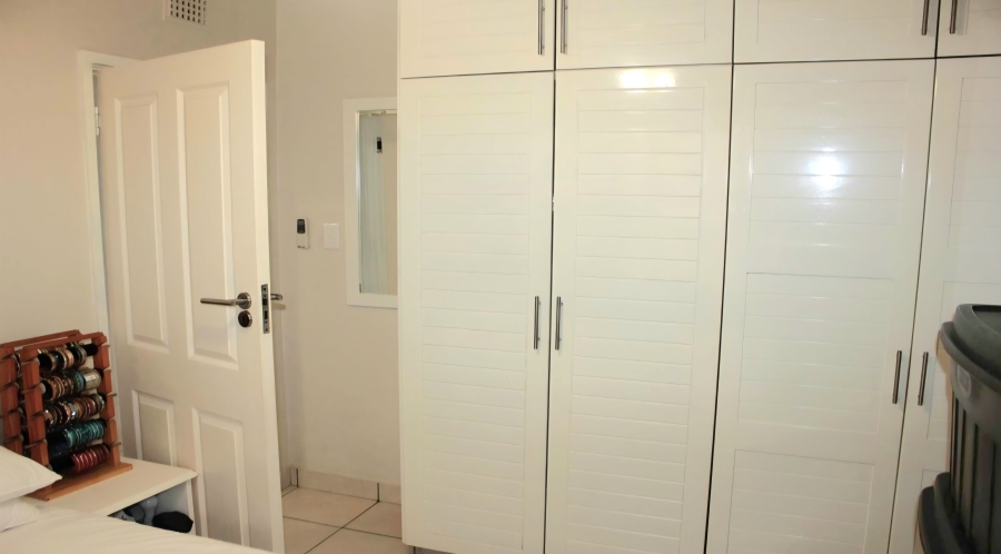 2 Bedroom Property for Sale in Amanzimtoti KwaZulu-Natal