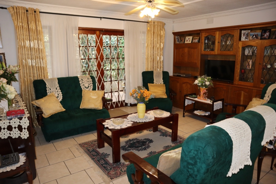 2 Bedroom Property for Sale in Manors KwaZulu-Natal